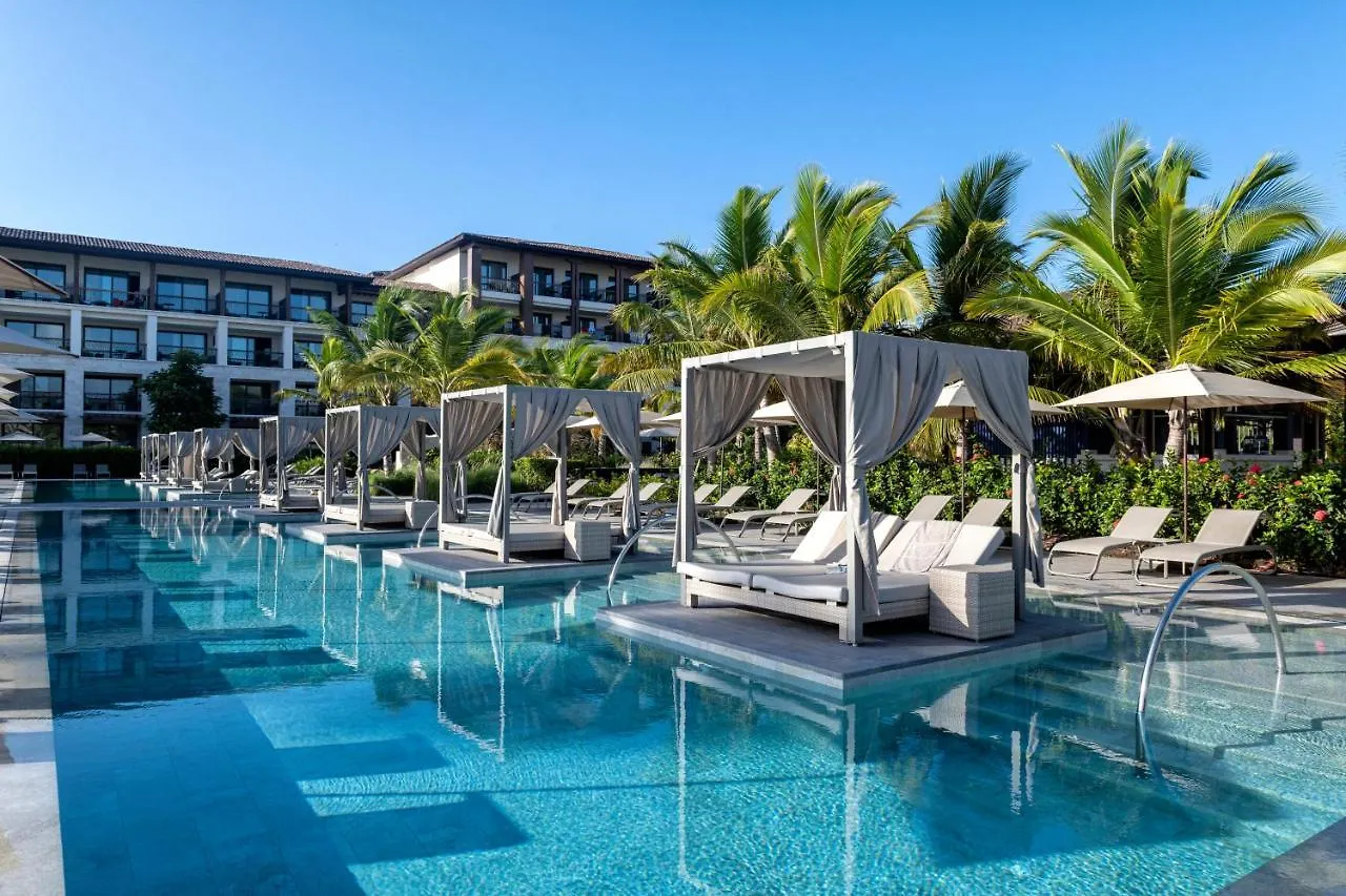 Unique Club at Lopesan Costa Bávaro Resort Punta Cana Repubblica Dominicana