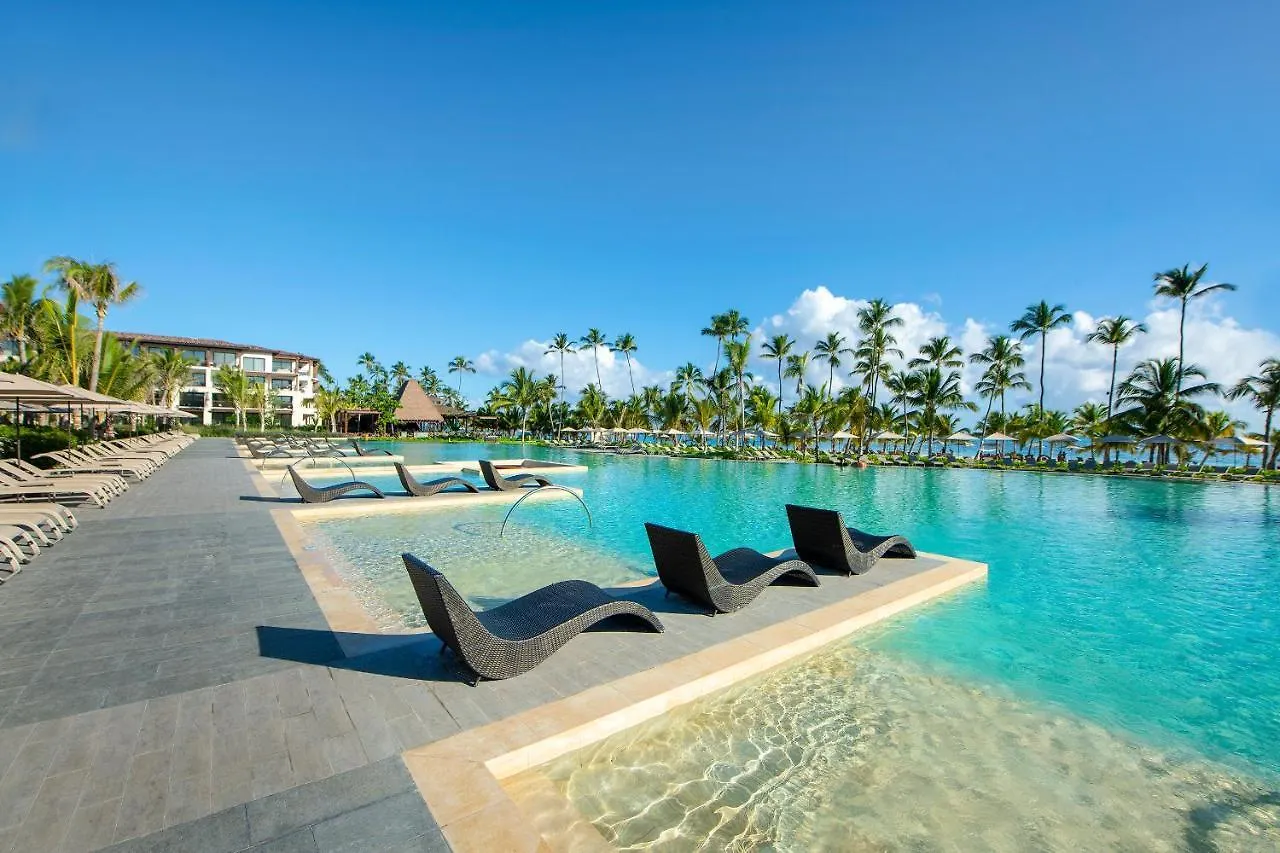 Unique Club at Lopesan Costa Bávaro Resort Punta Cana